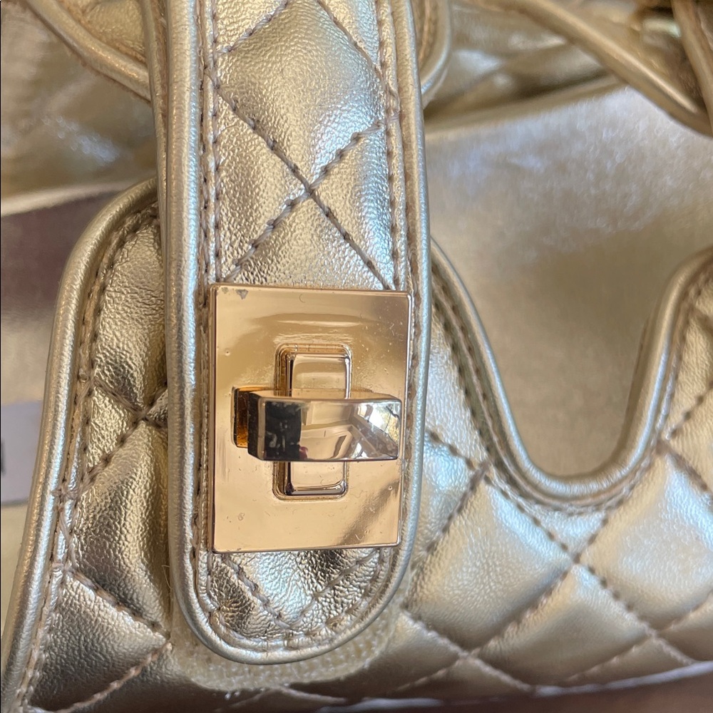 Steve Madden Schmona Gold Quilted Double Strap Sandals - Picture 4 of 6